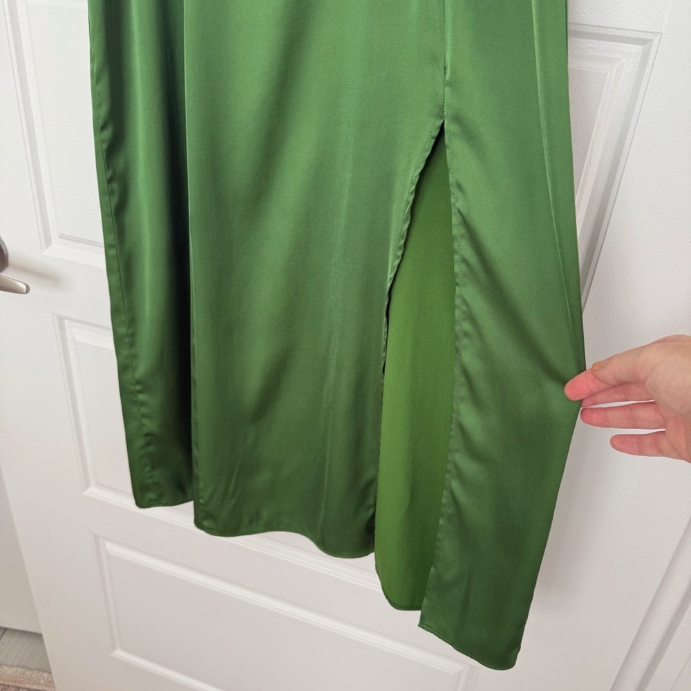 A&F Green Satin Midi Dress - Picture 4 of 6